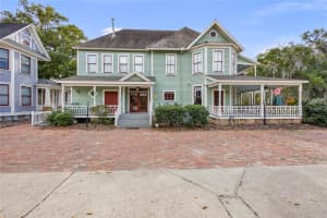 205 7TH STREET, GAINESVILLE, FL 32601 - MLS#MFRGC536435