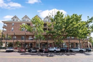 201 2ND AVENUE, GAINESVILLE, FL 32601 - MLS#MFRGC536491