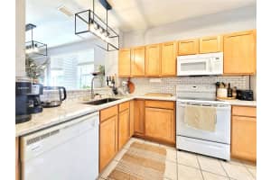 901 21ST AVENUE, GAINESVILLE, FL 32609 - MLS#MFRGC536615