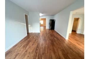 610 34TH TERRACE, GAINESVILLE, FL 32607 - MLS#MFRGC536617