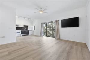 20 6TH STREET, GAINESVILLE, FL 32601 - MLS#MFRGC536679