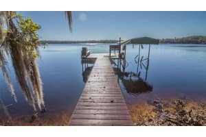 243 Herman Dr, HAWTHORNE