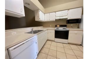 4700 SW ARCHER ROAD, GAINESVILLE, FL 32608 - MLS#MFRGC536915