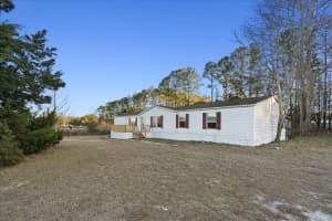 19227 187TH AVENUE, ARCHER, FL 32618 - MLS#MFRGC537003