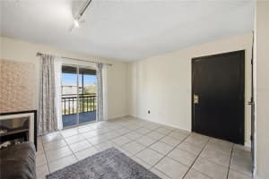 6519 NEWBERRY ROAD, GAINESVILLE, FL 32607 - MLS#MFRGC537153