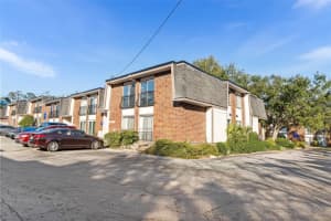 1700 Sw 16th Ct #d30, GAINESVILLE