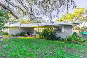 6433 LOCH LOMMOND DRIVE, KEYSTONE HEIGHTS, FL 32656 - MLS#MFRGC537234