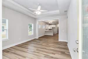 211 9TH STREET, GAINESVILLE, FL 32601 - MLS#MFRGC537255