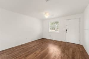 1911 14TH AVENUE, GAINESVILLE, FL 32641 - MLS#MFRGC537338