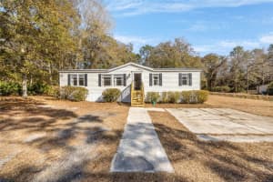 13907 Ne 180th St, WALDO