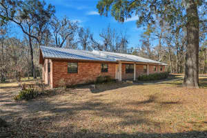 820 109TH DRIVE, GAINESVILLE, FL 32606 - MLS#MFRGC537381