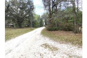 15213 31ST TERRACE, GAINESVILLE, FL 32609 - MLS#MFRGC537435