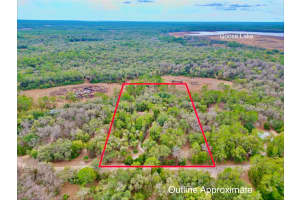 141 TUCKER LAKE ROAD, MELROSE, FL 32666 - MLS#MFRGC537478