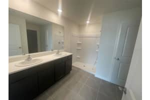 24831 17TH LANE, NEWBERRY, FL 32669 - MLS#MFRGC537538