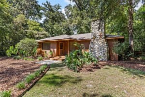 2256 9TH PLACE, GAINESVILLE, FL 32605 Sold 03/27/26