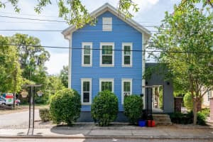 624 10 STREET, GAINESVILLE, FL 32601 Sold 03/12/26