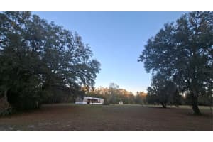3289 NE COUNTY ROAD 340, HIGH SPRINGS, FL 32643 - MLS#MFRGC537642