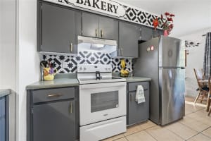 9050 101ST LANE, OCALA, FL 34481 - MLS#MFRGC537649