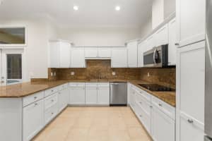 8600 103RD AVENUE, GAINESVILLE, FL 32608 - MLS#MFRGC537917