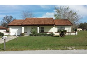 301 Oak Track Loop, OCALA