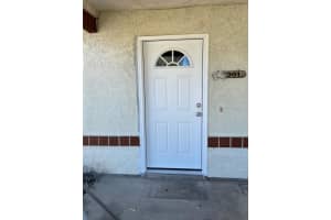 301 OAK TRACK LOOP, OCALA, FL 34472 - MLS#MFRGC537967