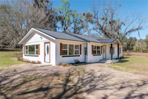 983 S COUNTY ROAD 21, HAWTHORNE, FL 32640 - MLS#MFRGC538009