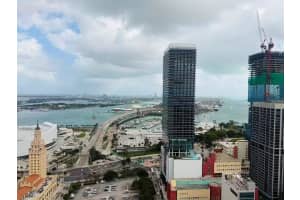 121 5TH STREET, MIAMI, FL 33132 - MLS#MFRGC538024