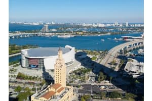 121 5TH STREET, MIAMI, FL 33132 - MLS#MFRGC538024