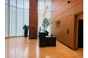 121 5TH STREET, MIAMI, FL 33132 - MLS#MFRGC538024