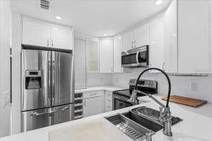 2735 35TH PLACE, GAINESVILLE, FL 32608 - MLS#MFRGC538039