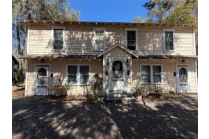 824 UNIVERSITY AVENUE, GAINESVILLE, FL 32601 - MLS#MFRGC538068