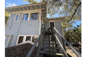 824 UNIVERSITY AVENUE, GAINESVILLE, FL 32601 - MLS#MFRGC538069