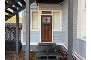 824 UNIVERSITY AVENUE, GAINESVILLE, FL 32601 - MLS#MFRGC538070