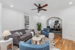 105 1ST AVE AVENUE, WILLISTON, FL 32696 - MLS#MFRGC538116