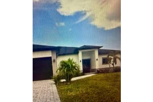 704 Mindora Ave, LEHIGH ACRES