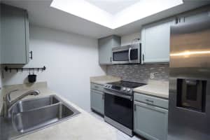 900 62ND BOULEVARD, GAINESVILLE, FL 32607 - MLS#MFRGC538185