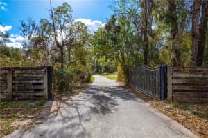 12182 SW STATE ROAD 45, ARCHER, FL 32618 - MLS#MFRGC538299