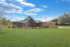 23748 142ND AVENUE, HIGH SPRINGS, FL 32643 - MLS#MFRGC538311