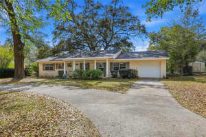 812 36TH TERRACE, GAINESVILLE, FL 32605 - MLS#MFRGC538361