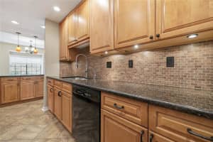 5328 9TH LANE, GAINESVILLE, FL 32605 - MLS#MFRGC538375