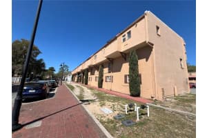 914 8TH AVENUE, GAINESVILLE, FL 32601 - MLS#MFRGC538397