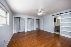 1421 30TH STREET, GAINESVILLE, FL 32605 - MLS#MFRGC538567