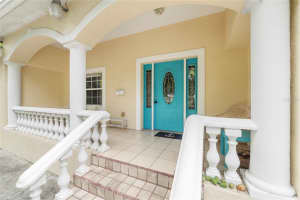 1701 38TH AVENUE, ST PETERSBURG, FL 33713 - MLS#MFRGC538590