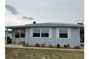 1305 MOHAWK CIRCLE, TAVARES, FL 32778 - MLS#MFRGC538701