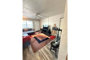 615 11TH LANE, GAINESVILLE, FL 32601 - MLS#MFRGC538743