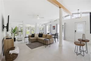 831 20TH TERRACE, GAINESVILLE, FL 32603 - MLS#MFRGC538768