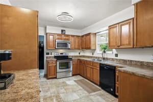 7808 99TH LANE, GAINESVILLE, FL 32608 - MLS#MFRGC538850