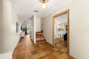 8118 1ST PLACE, GAINESVILLE, FL 32607 - MLS#MFRGC538947