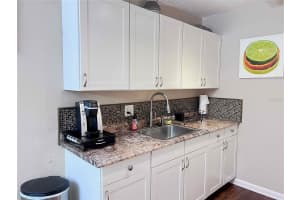 1700 16TH COURT, GAINESVILLE, FL 32608 - MLS#MFRGC539037