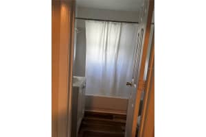 208 18TH STREET, GAINESVILLE, FL 32641 - MLS#MFRGC539076